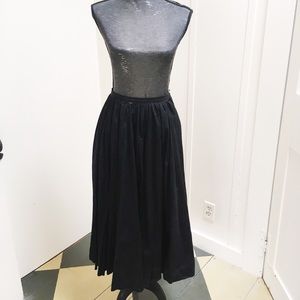 Vintage High Waisted Midi Skirt